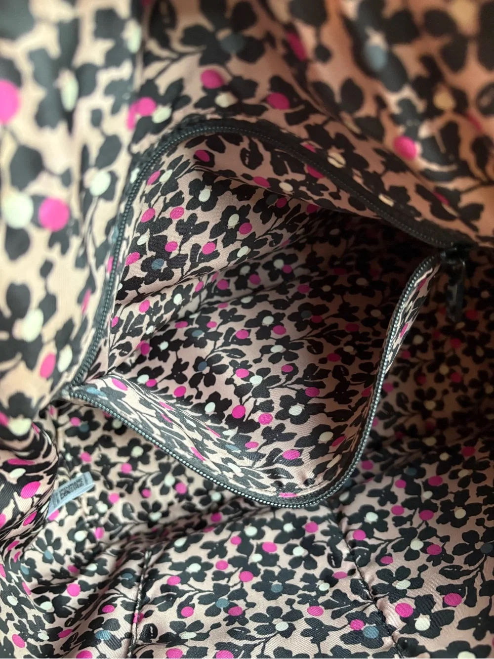 Vera Bradley Black Quilted Tote with Front Pocket w floral inside